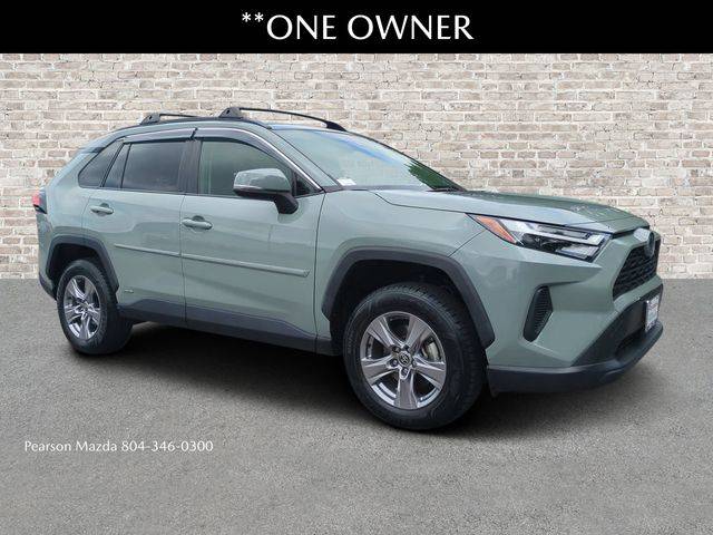 2022 Toyota RAV4 Hybrid XLE AWD photo