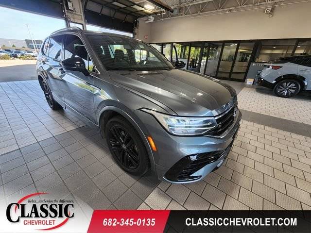 2022 Volkswagen Tiguan SE R-Line Black FWD photo