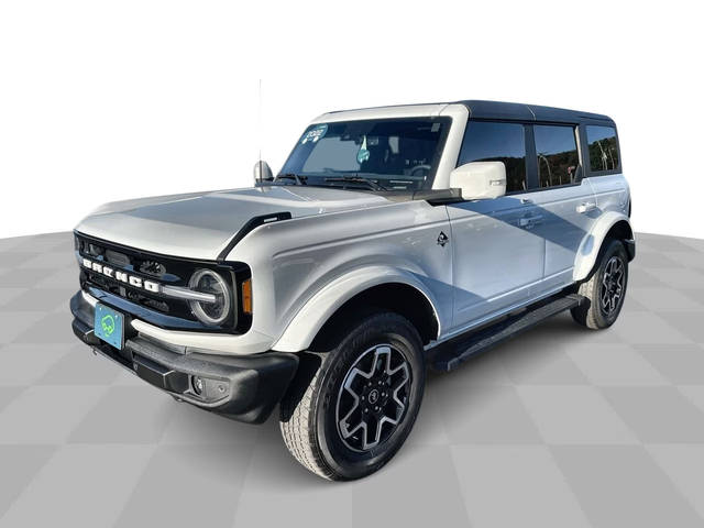 2022 Ford Bronco 4 Door Outer Banks 4WD photo