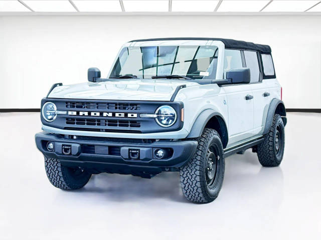 2022 Ford Bronco 4 Door Black Diamond 4WD photo