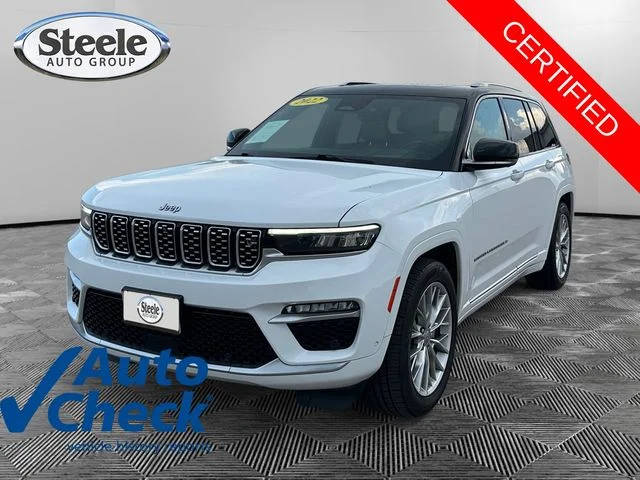 2022 Jeep Grand Cherokee Summit 4WD photo