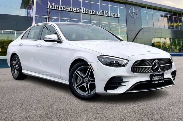 2022 Mercedes-Benz E-Class E 350 AWD photo