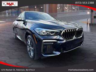 2022 BMW X6 M50i AWD photo