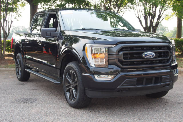 2022 Ford F-150 XLT 4WD photo