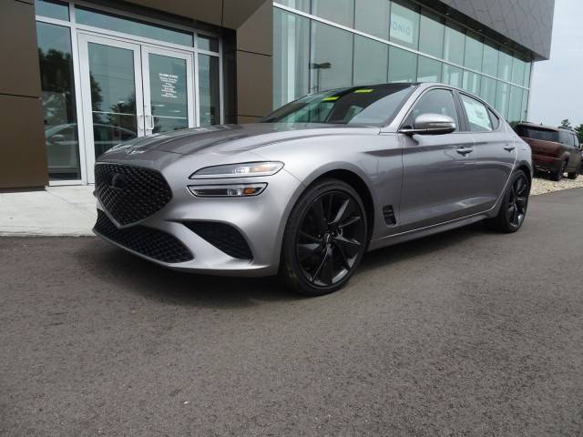 2023 Genesis G70 2.0T AWD photo