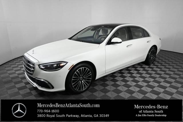 2022 Mercedes-Benz S-Class S 500 AWD photo