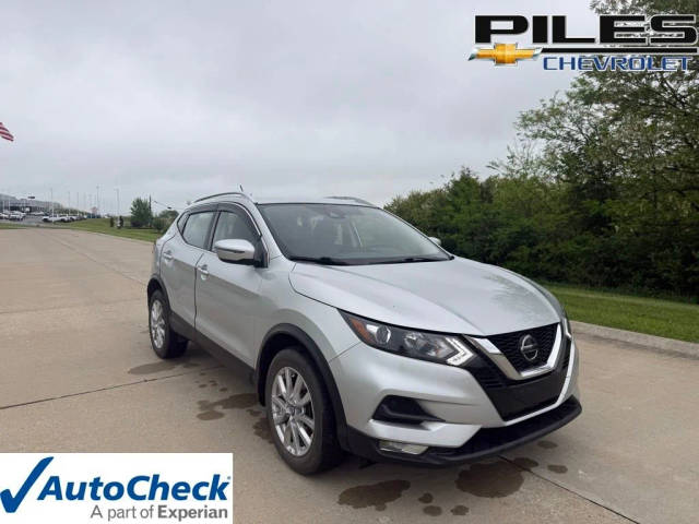 2022 Nissan Rogue Sport SV FWD photo