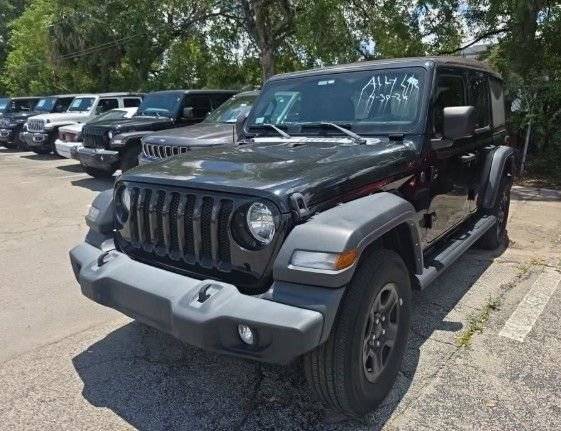 2022 Jeep Wrangler Unlimited Unlimited Sport 4WD photo