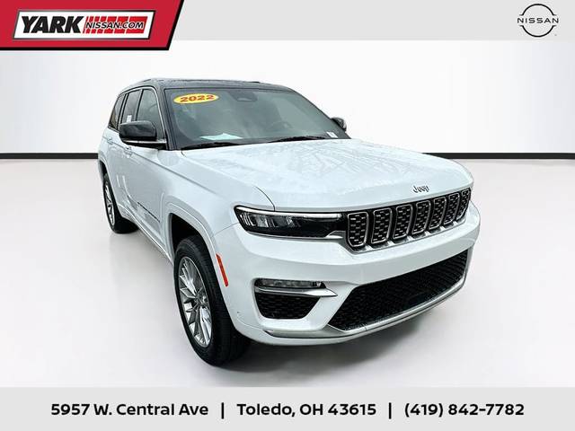 2022 Jeep Grand Cherokee Summit 4WD photo
