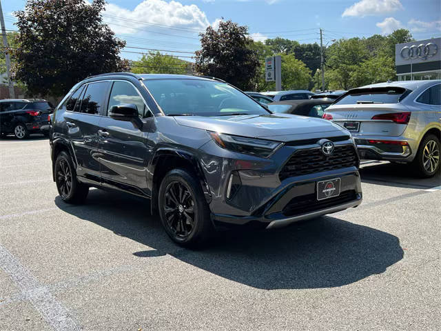 2022 Toyota RAV4 Hybrid XSE AWD photo