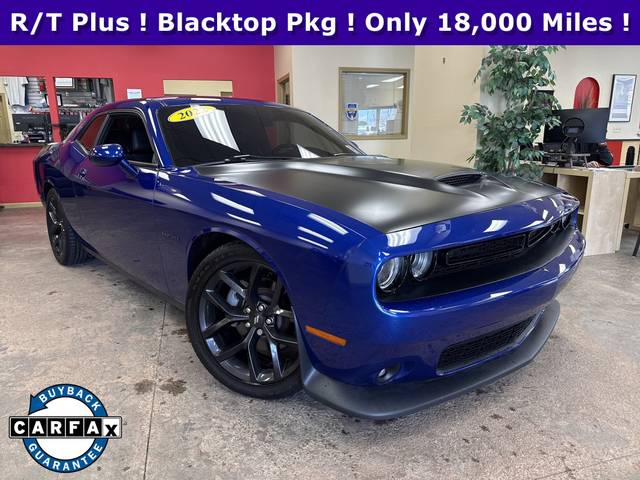 2022 Dodge Challenger R/T RWD photo