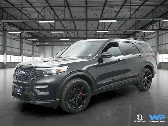 2022 Ford Explorer ST 4WD photo
