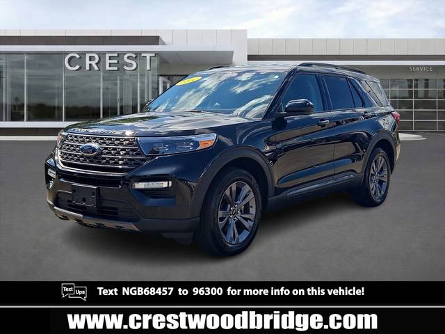 2022 Ford Explorer XLT 4WD photo