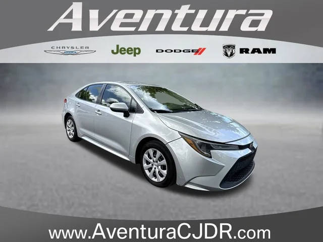 2022 Toyota Corolla LE FWD photo