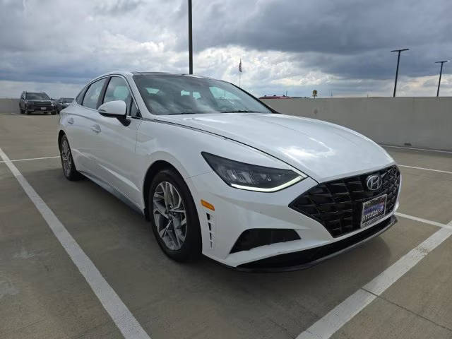 2022 Hyundai Sonata SEL FWD photo