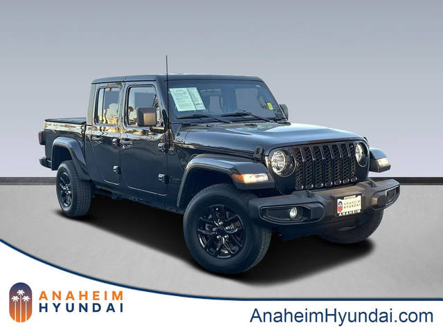 2022 Jeep Gladiator Altitude 4WD photo