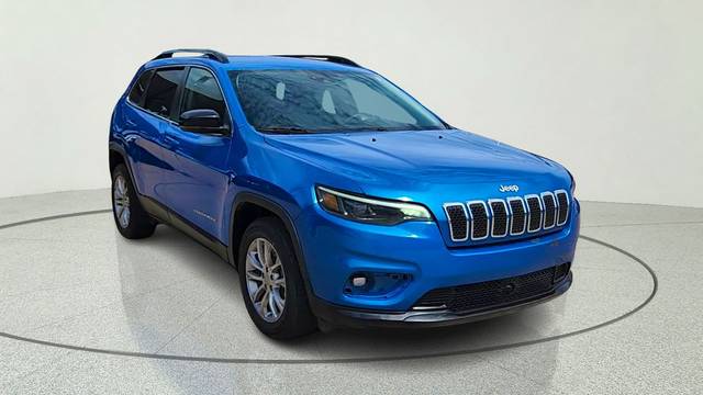 2022 Jeep Cherokee Latitude Lux FWD photo