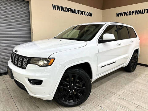 2022 Jeep Grand Cherokee Laredo X RWD photo