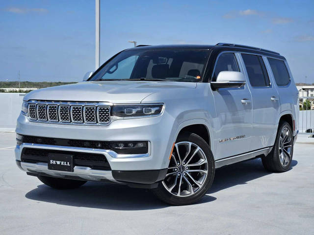2022 Jeep Grand Wagoneer Series III 4WD photo