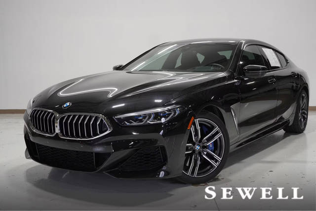 2022 BMW 8 Series 840i AWD photo