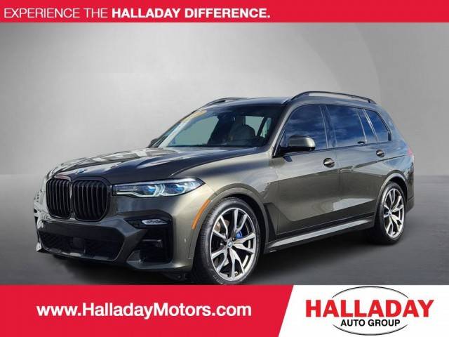 2022 BMW X7 M50i AWD photo