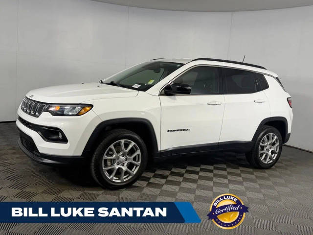 2022 Jeep Compass Latitude Lux 4WD photo