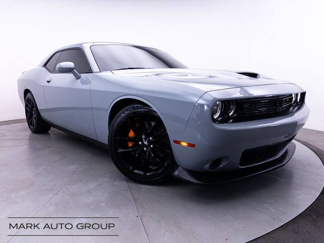 2022 Dodge Challenger GT RWD photo