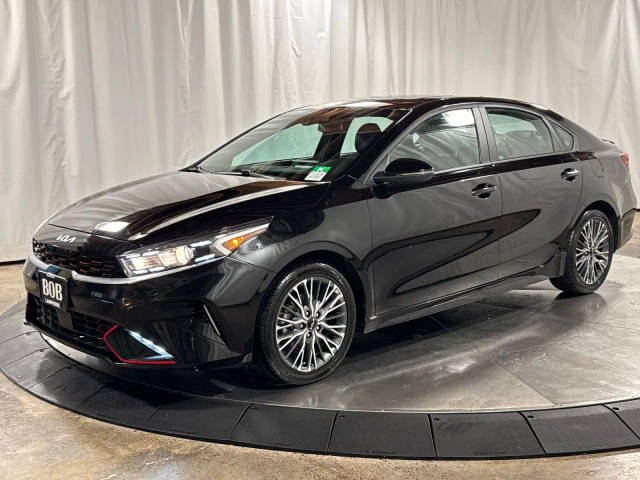 2022 Kia Forte GT-Line FWD photo