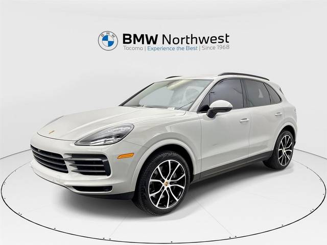 2022 Porsche Cayenne Platinum Edition AWD photo