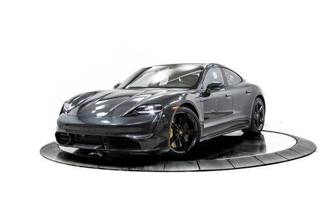 2022 Porsche Taycan Turbo S AWD photo