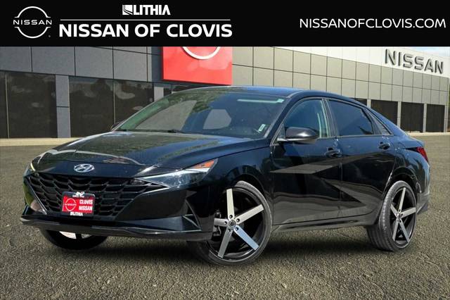 2022 Hyundai Elantra SEL FWD photo