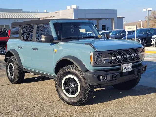 2022 Ford Bronco 4 Door Badlands 4WD photo