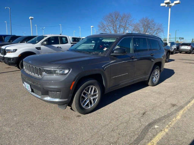 2022 Jeep Grand Cherokee L Laredo 4WD photo