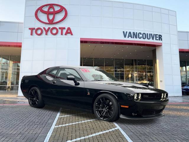 2022 Dodge Challenger R/T Scat Pack RWD photo