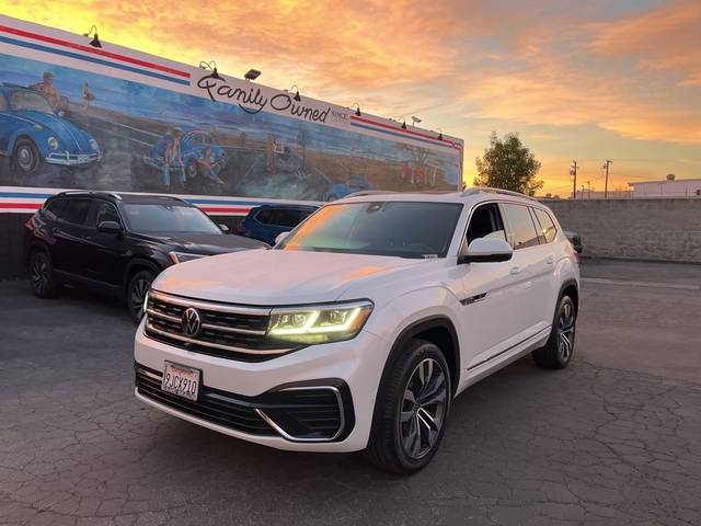 2022 Volkswagen Atlas 3.6L V6 SEL Premium R-Line AWD photo