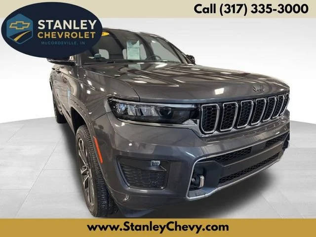 2022 Jeep Grand Cherokee Overland 4WD photo