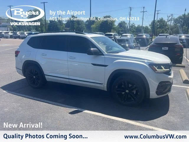 2022 Volkswagen Atlas 3.6L V6 SEL R-Line Black AWD photo
