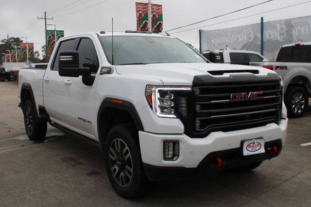 2022 GMC Sierra 2500HD AT4 4WD photo