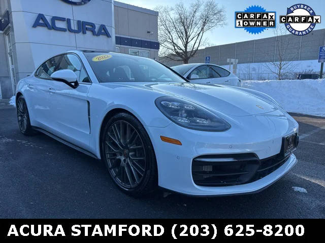 2022 Porsche Panamera 4 AWD photo