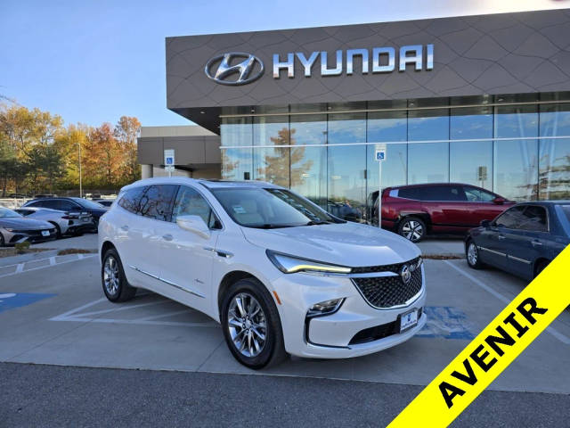 2022 Buick Enclave Avenir AWD photo