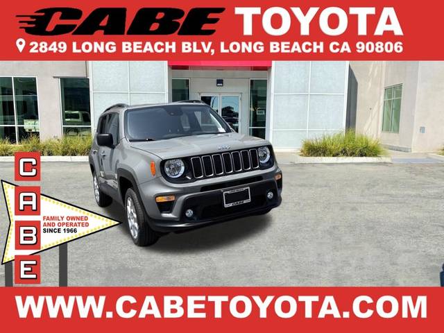 2022 Jeep Renegade Latitude 4WD photo