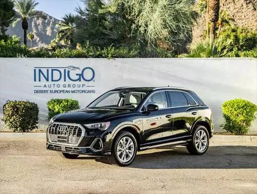 2022 Audi Q3 S line Premium AWD photo