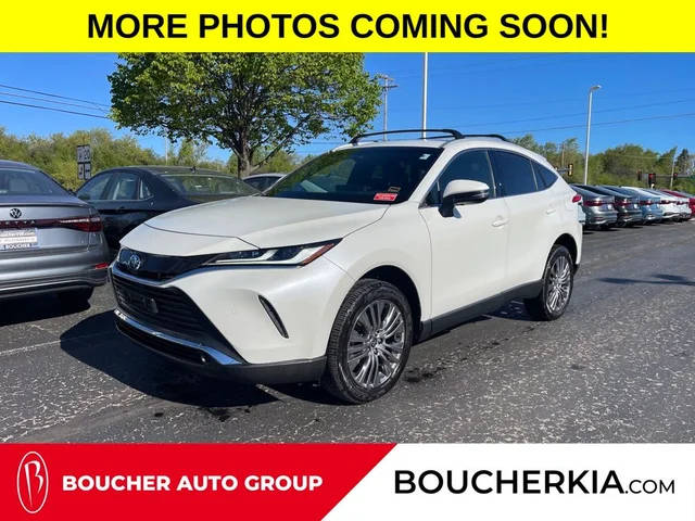 2022 Toyota Venza XLE AWD photo