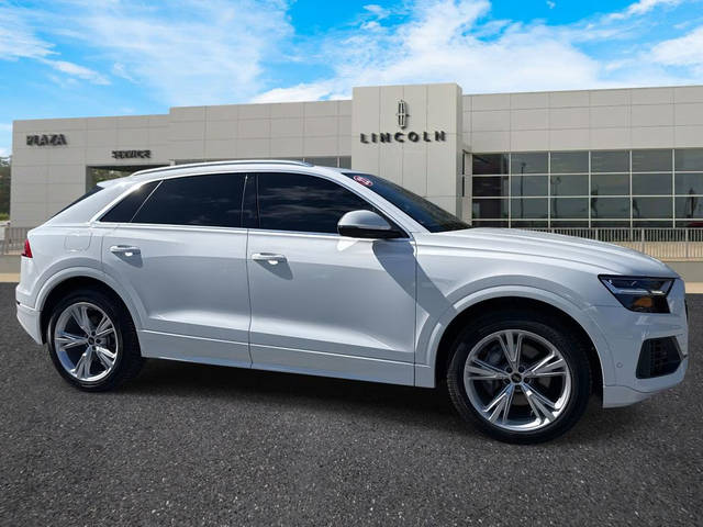 2022 Audi Q8 Premium Plus AWD photo