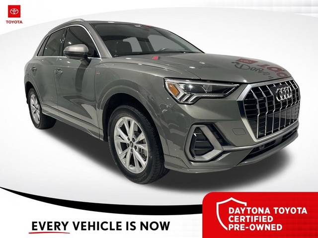 2022 Audi Q3 S line Premium Plus AWD photo