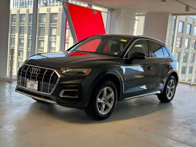 2022 Audi Q5 Premium AWD photo