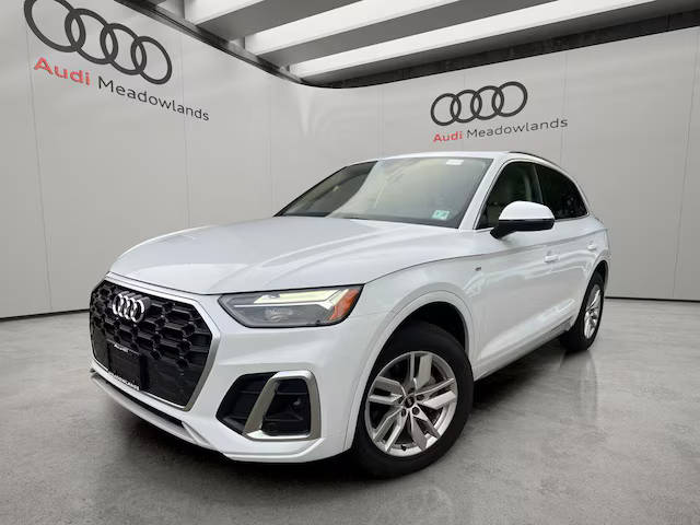 2022 Audi Q5 S line Premium AWD photo