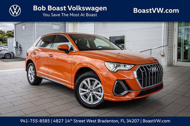 2022 Audi Q3 S line Premium Plus AWD photo