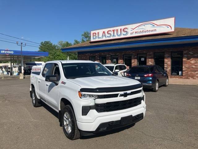 2022 Chevrolet Silverado 1500 RST 4WD photo