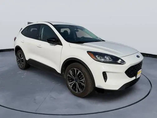 2022 Ford Escape SE AWD photo